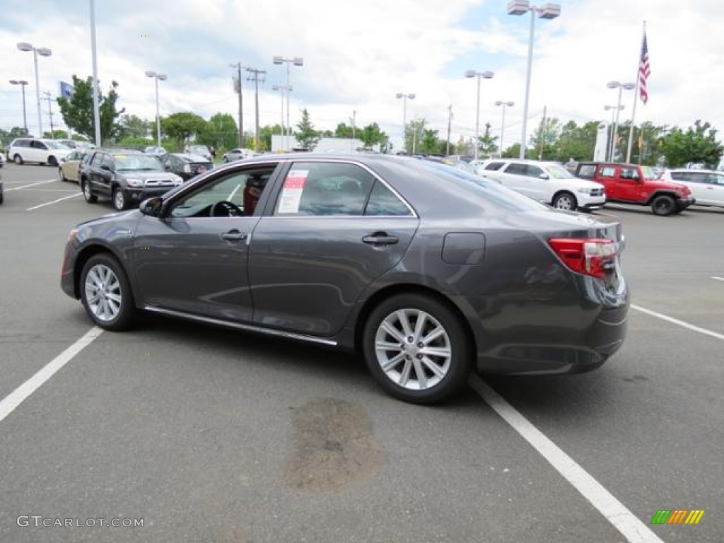 2013 Camry Hybrid XLE - Magnetic Gray Metallic / Light Gray photo #21