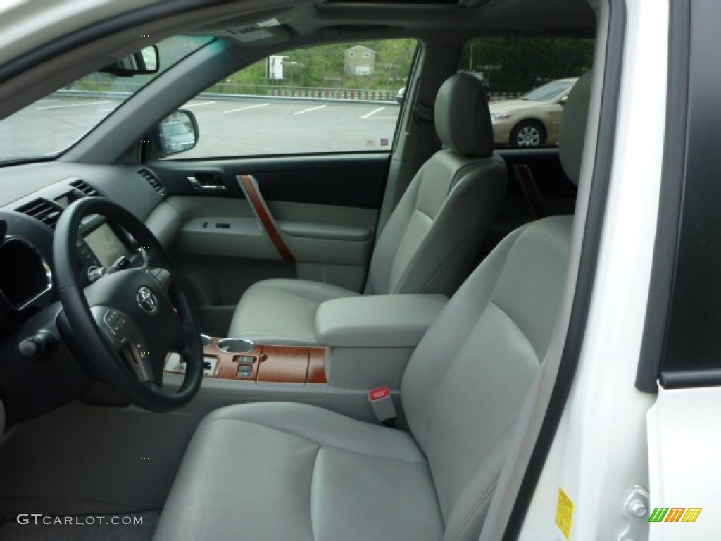 Ash Interior 2010 Toyota Highlander Limited 4WD Photo #80925339