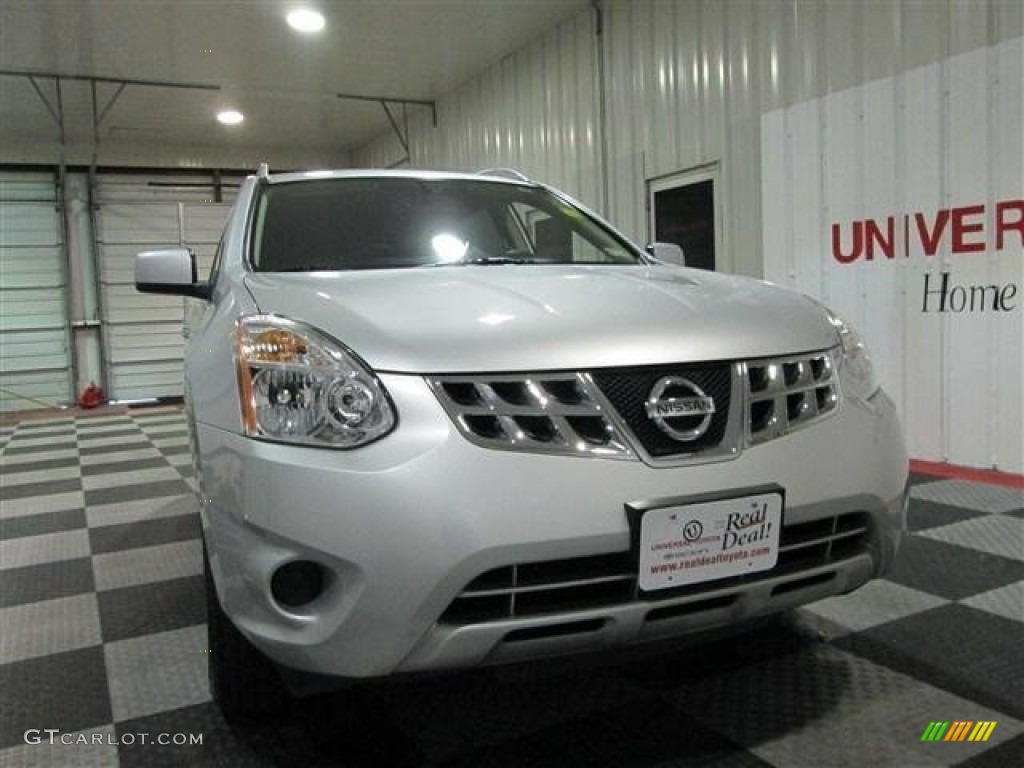 2011 Rogue S - Silver Ice Metallic / Black photo #2
