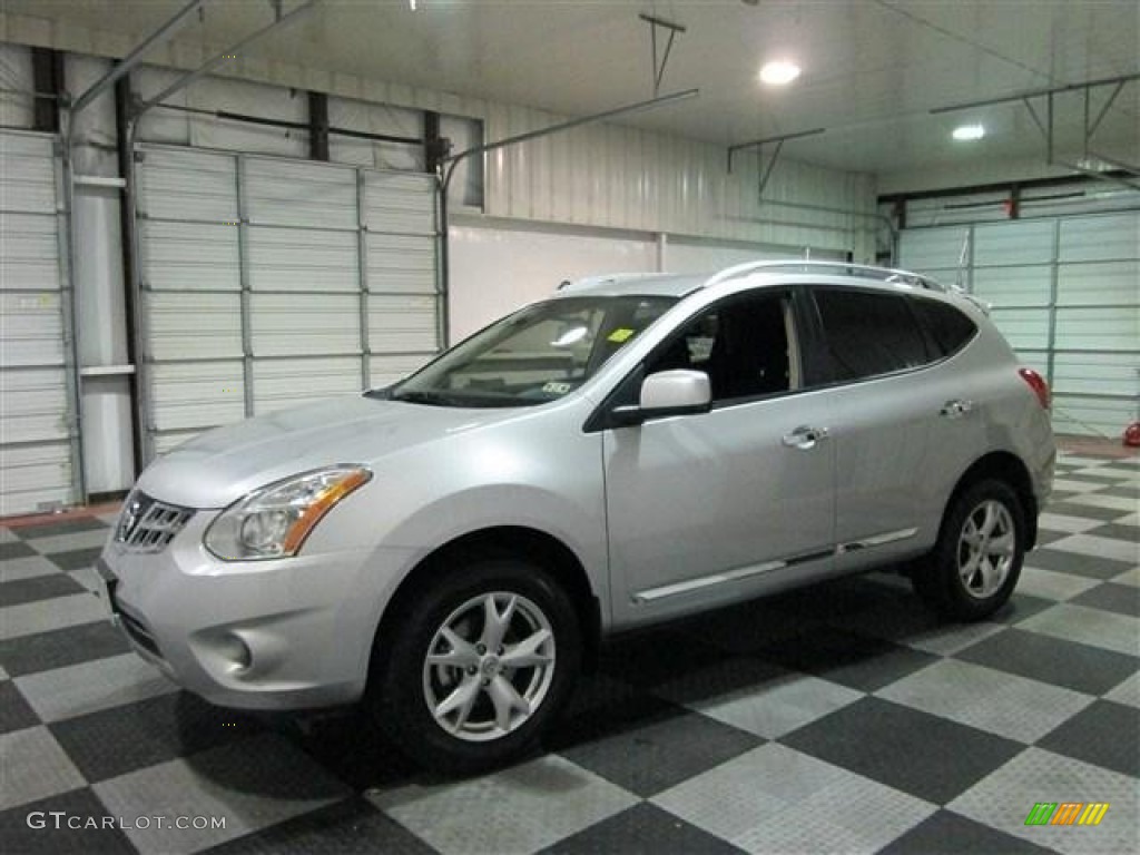 2011 Rogue S - Silver Ice Metallic / Black photo #4