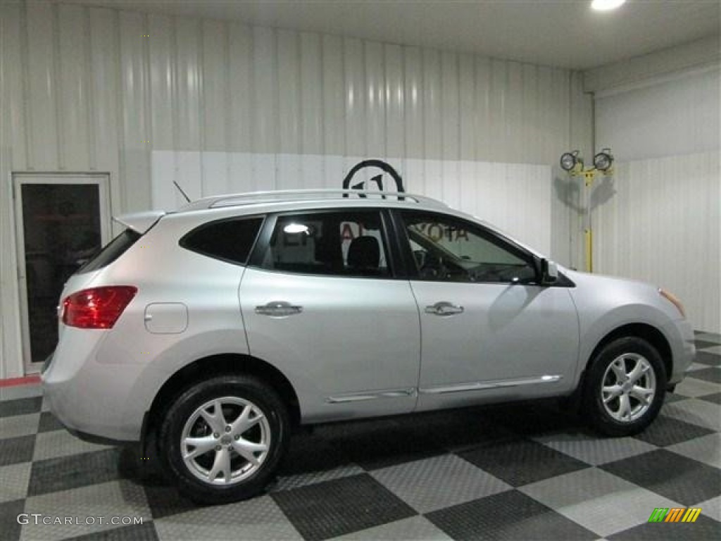 2011 Rogue S - Silver Ice Metallic / Black photo #7