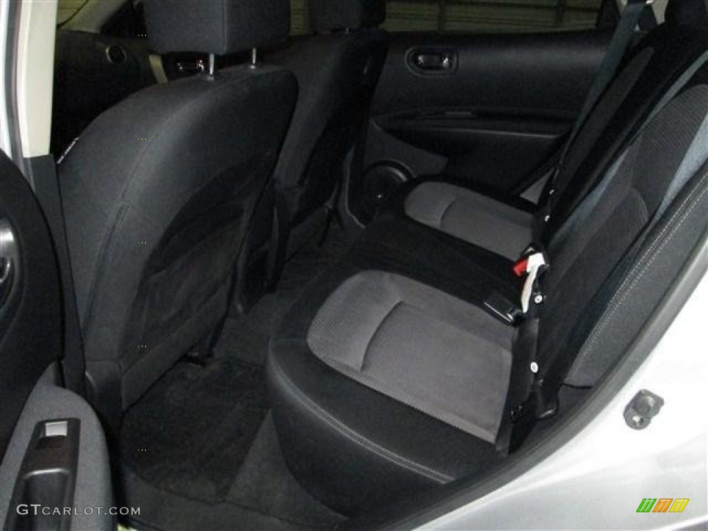 2011 Rogue S - Silver Ice Metallic / Black photo #20
