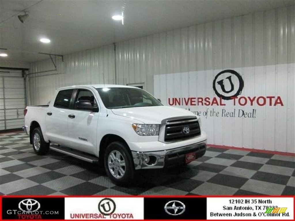 Super White Toyota Tundra