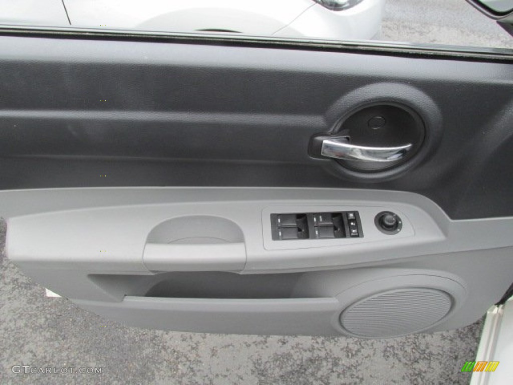 2007 Dodge Charger R/T AWD Door Panel Photos