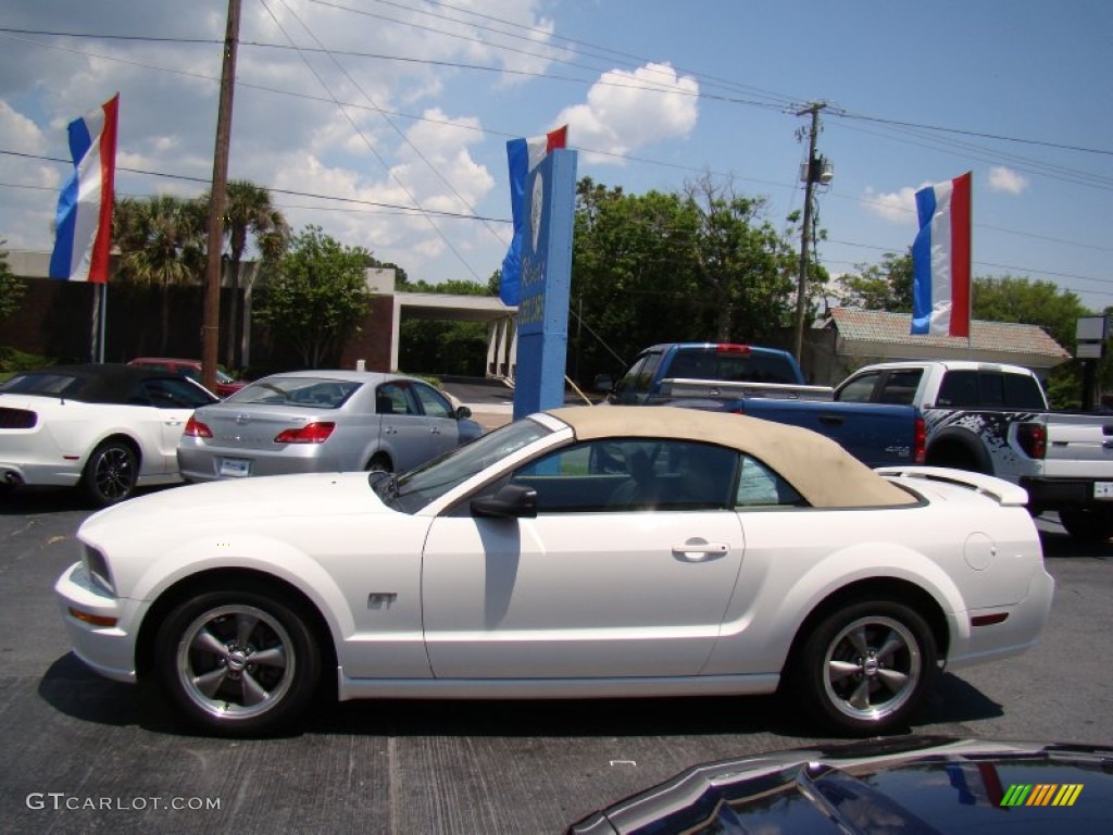 2006 Mustang GT Premium Convertible - Performance White / Light Parchment photo #5