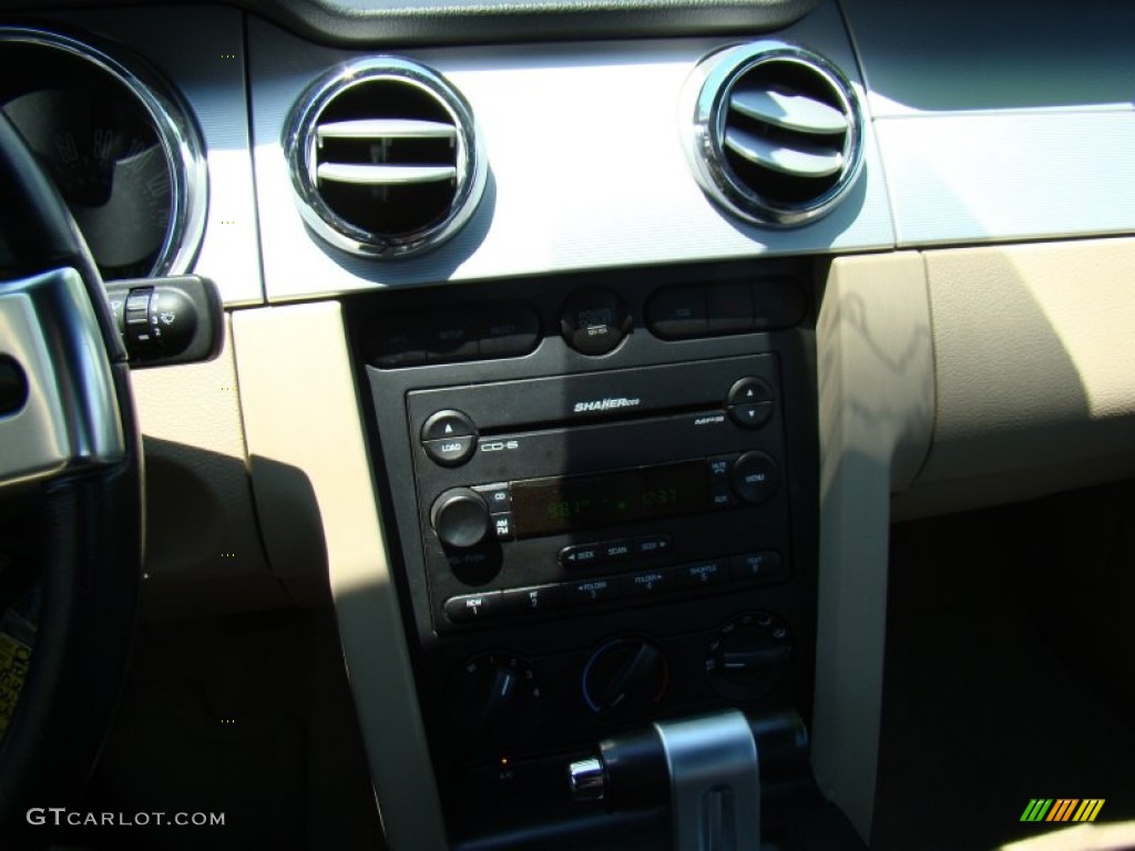 2006 Mustang GT Premium Convertible - Performance White / Light Parchment photo #14