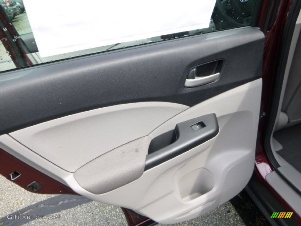 2013 Honda CR-V LX AWD Gray Door Panel Photo #80932767
