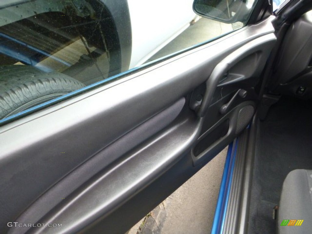 2003 Escort ZX2 Coupe - Bright Island Blue Metallic / Dark Charcoal photo #10