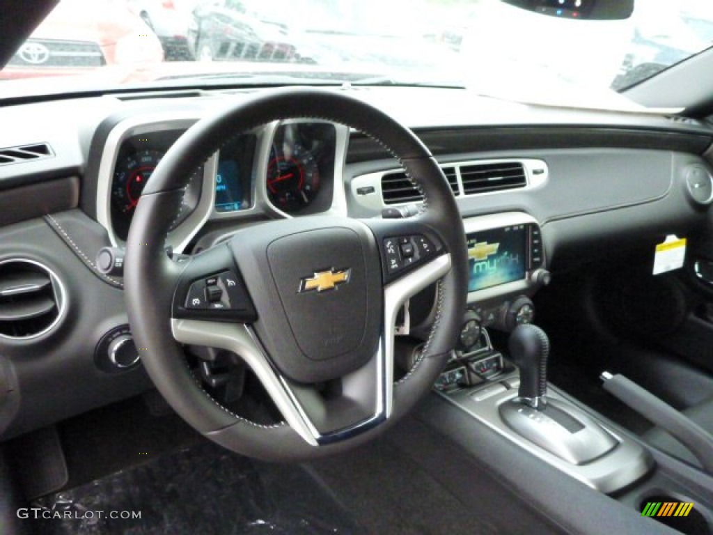 2013 Chevrolet Camaro LT/RS Convertible Dashboard Photos