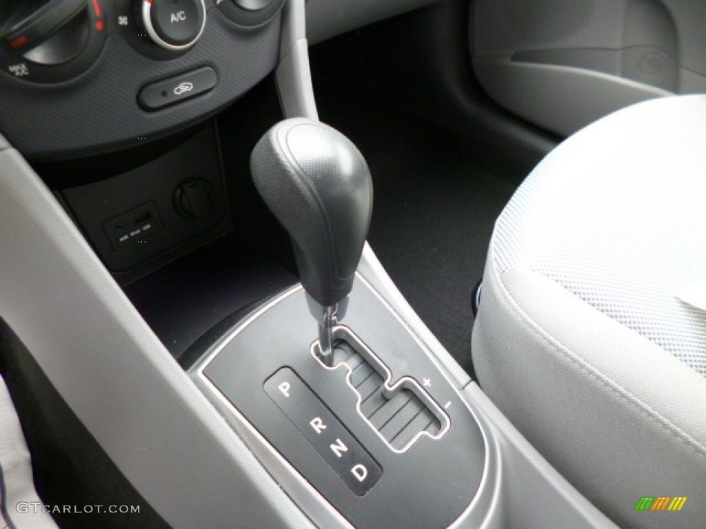 2012 Hyundai Accent GLS 4 Door Transmission Photos