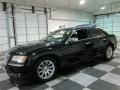 Gloss Black - 300 C Photo No. 4