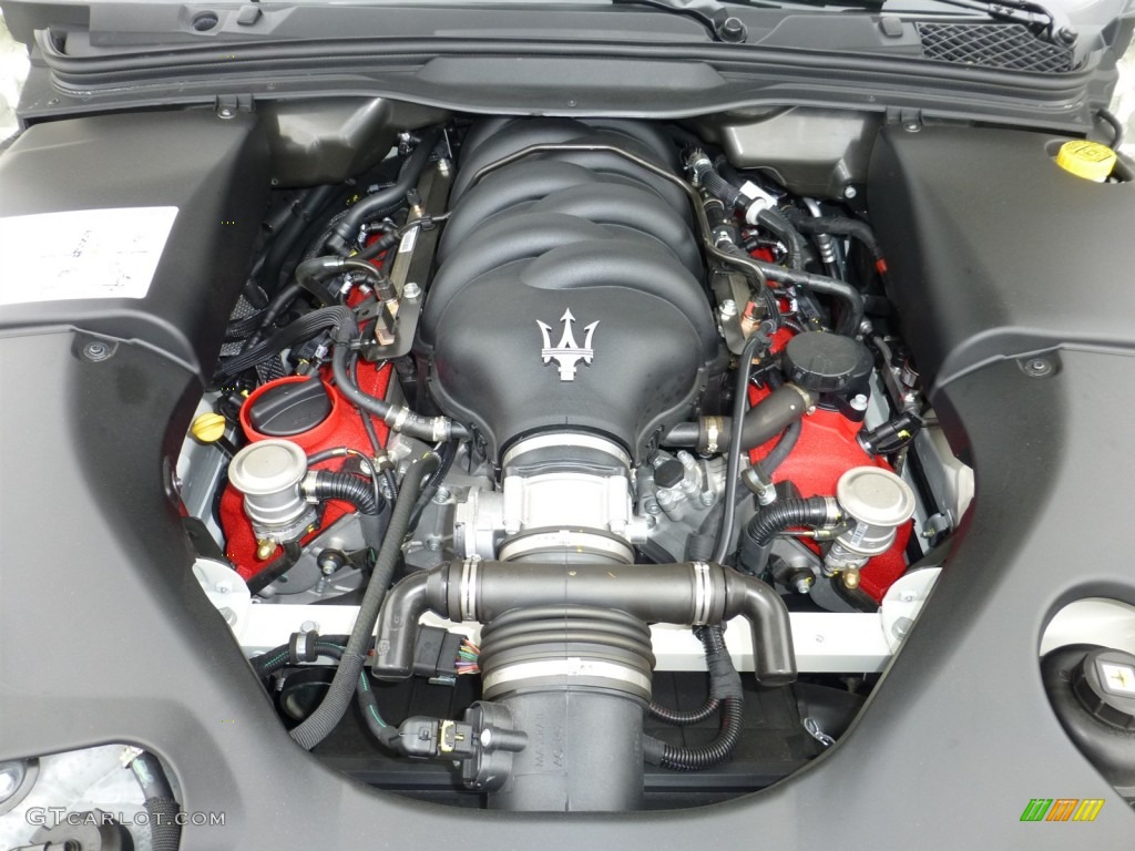 2012 Maserati GranTurismo MC Coupe Engine Photos