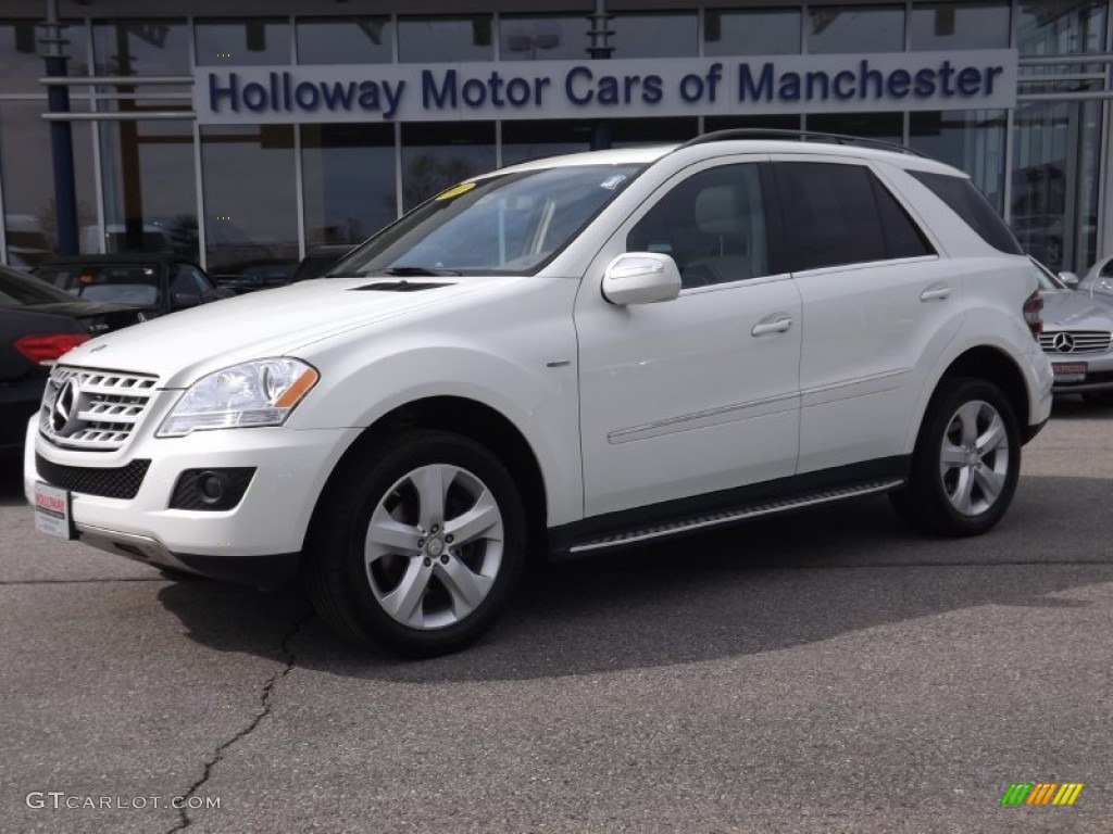 Arctic White Mercedes-Benz ML