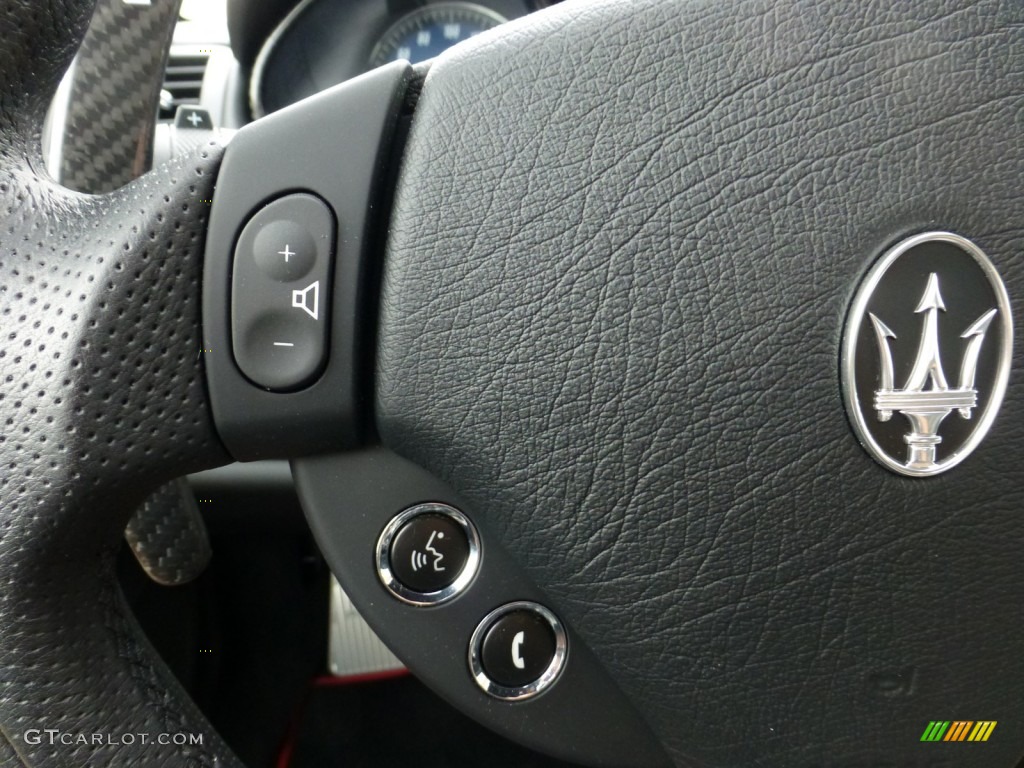 2012 Maserati GranTurismo MC Coupe Controls Photo #80937105