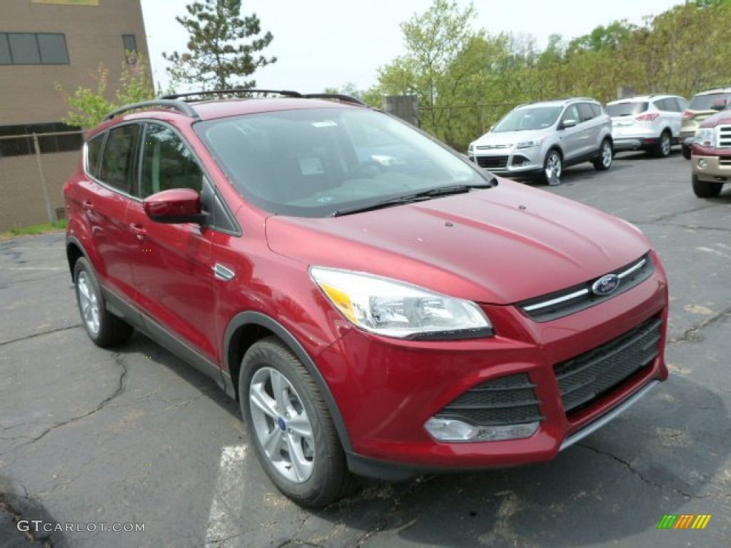 2013 Escape SE 1.6L EcoBoost 4WD - Ruby Red Metallic / Charcoal Black photo #1