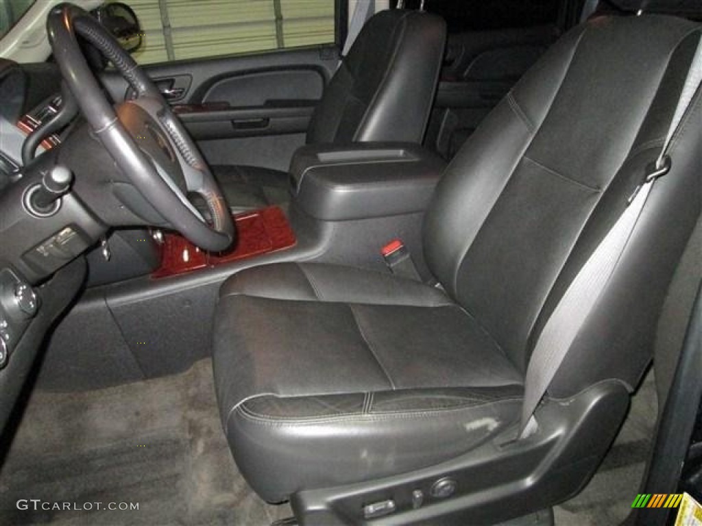2009 Chevrolet Avalanche LTZ 4x4 Front Seat Photo #80937810