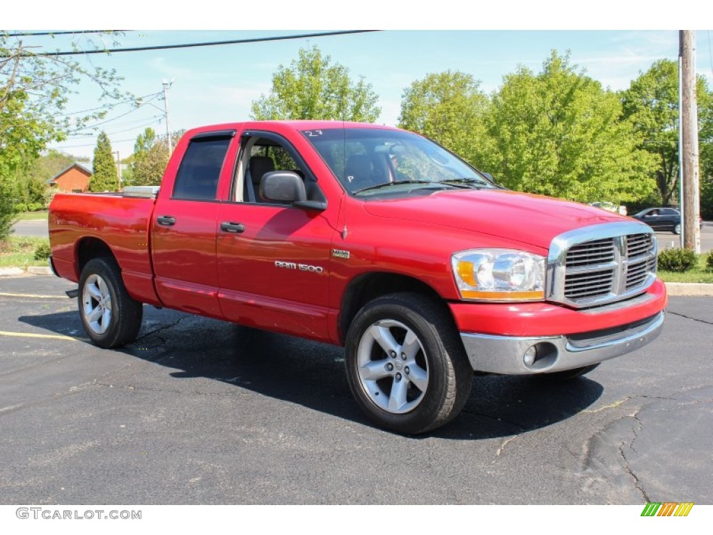 2006 Ram 1500 ST Quad Cab 4x4 - Flame Red / Medium Slate Gray photo #8