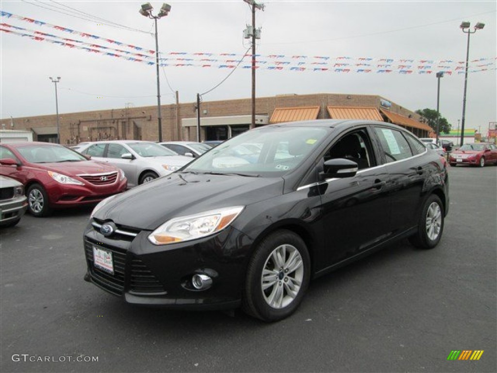 2012 Focus SEL Sedan - Tuxedo Black Metallic / Charcoal Black photo #3