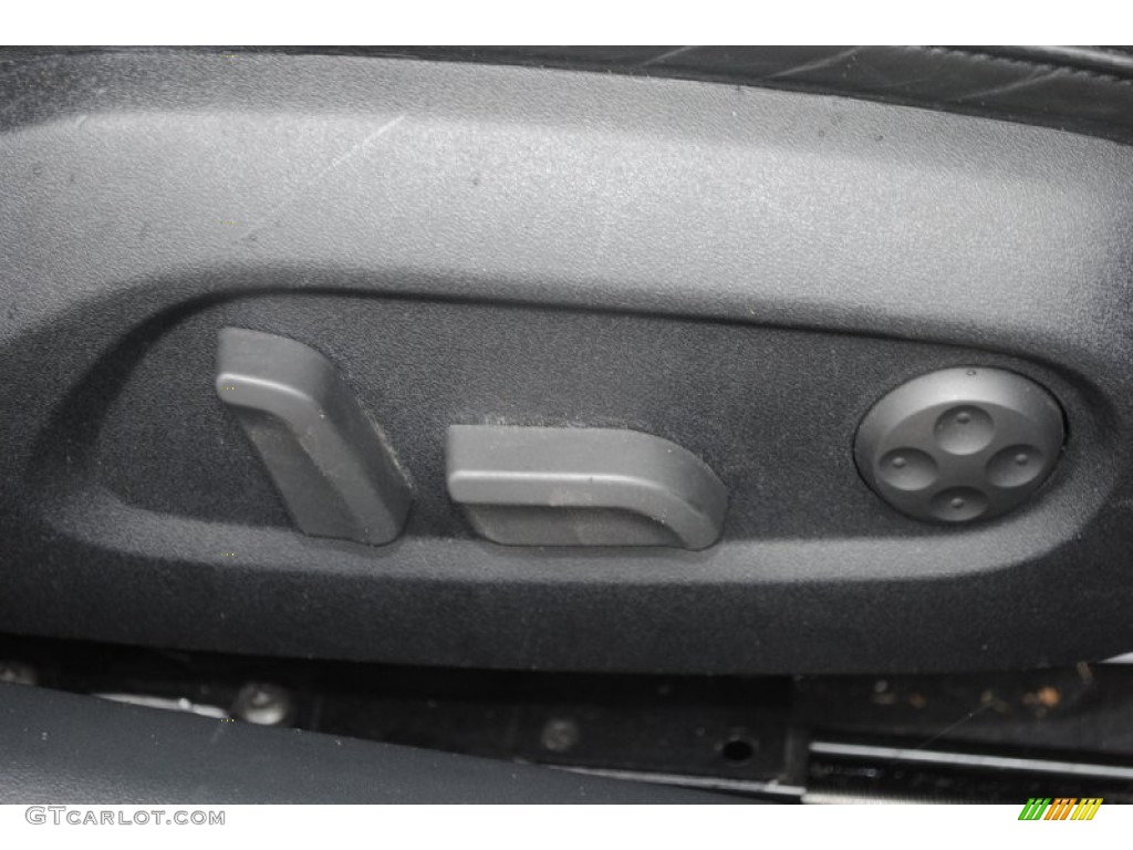 2008 Audi R8 4.2 FSI quattro Controls Photo #80940510