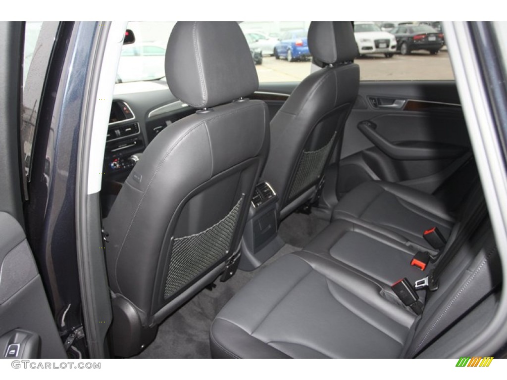 2013 Audi Q5 2.0 TFSI quattro Rear Seat Photo #80940867
