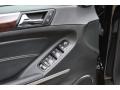 Black - GL 450 4Matic Photo No. 23