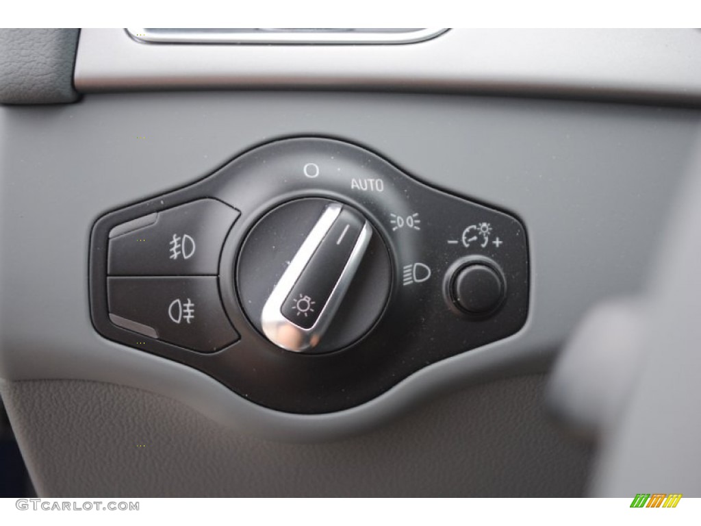 2013 A4 2.0T quattro Sedan - Scuba Blue Metallic / Titanium Gray photo #34
