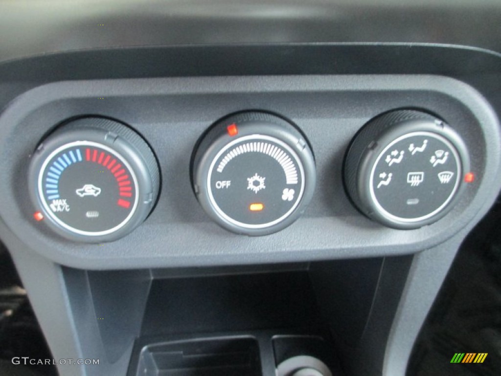 2013 Mitsubishi Lancer ES Controls Photo #80942628