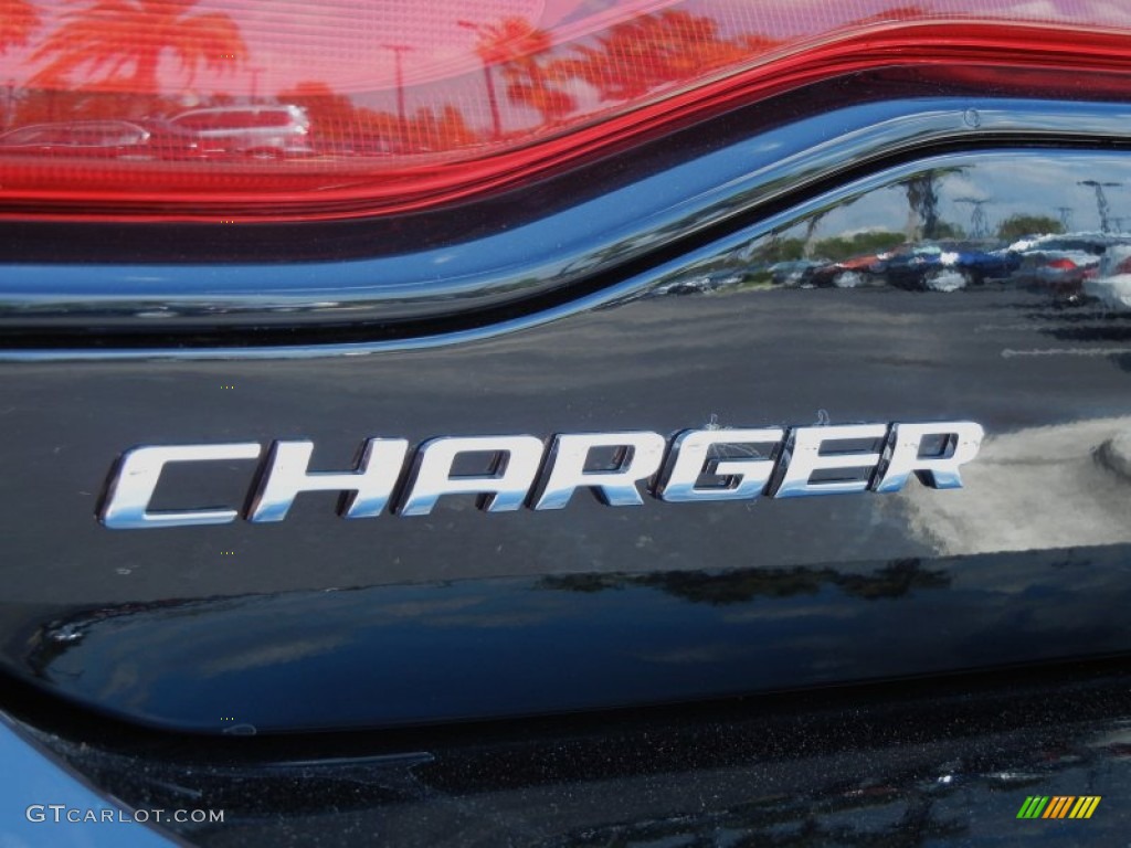 2013 Dodge Charger SRT8 Marks and Logos Photo #80942685