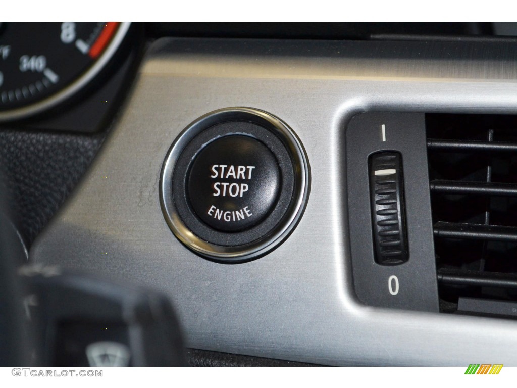 2010 3 Series 328i Coupe - Jet Black / Black photo #24