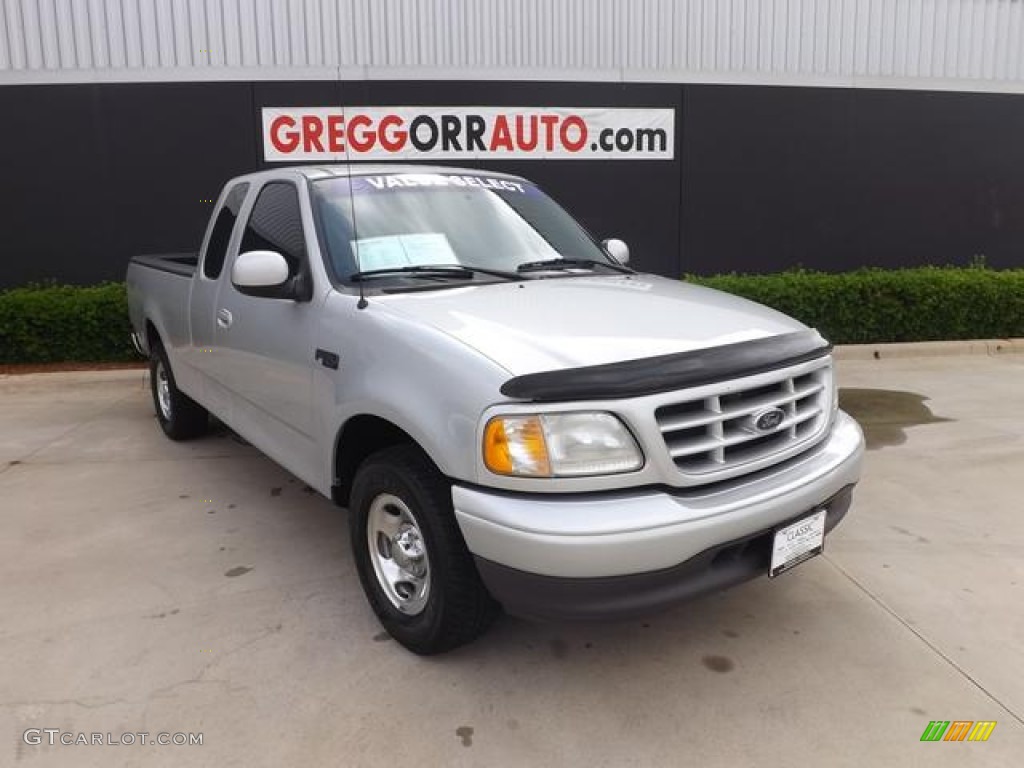 2003 F150 XL SuperCab - Silver Metallic / Medium Graphite Grey photo #1