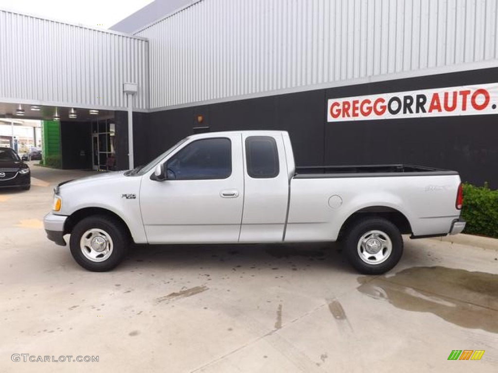 2003 F150 XL SuperCab - Silver Metallic / Medium Graphite Grey photo #6
