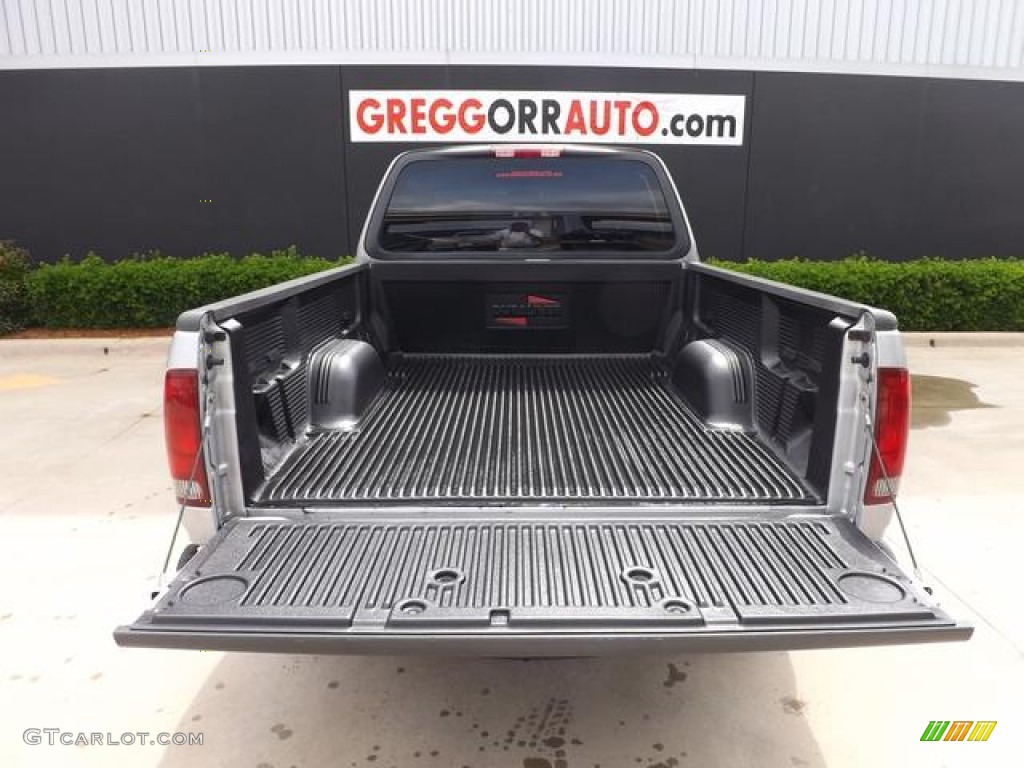 2003 F150 XL SuperCab - Silver Metallic / Medium Graphite Grey photo #11