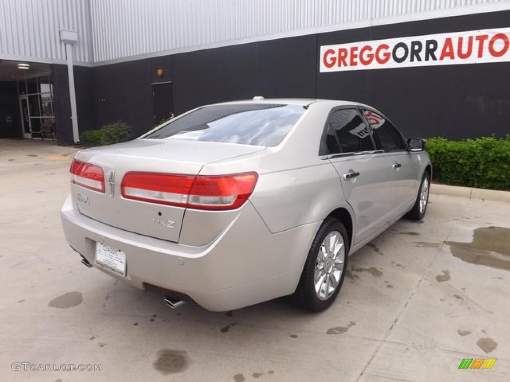 2010 MKZ FWD - White Platinum Tri-Coat / Light Camel photo #3