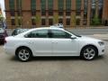 Candy White - Passat 2.5L SE Photo No. 18