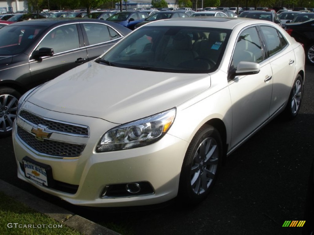 2013 Malibu LTZ - White Diamond Tricoat / Cocoa/Light Neutral photo #1