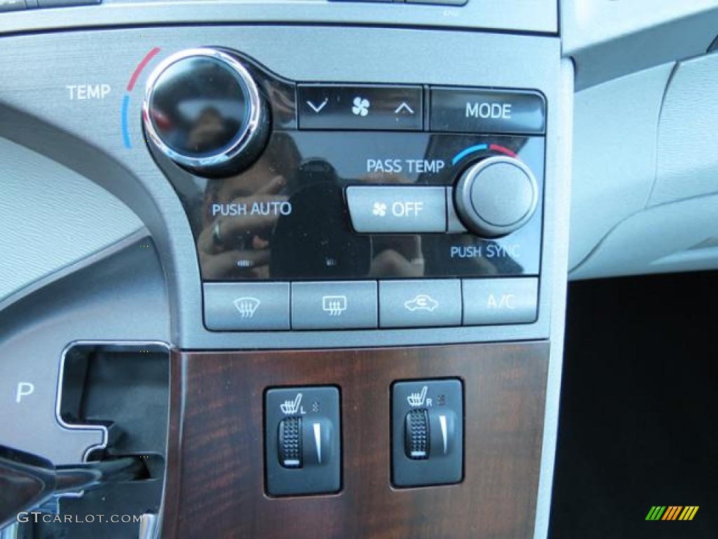 2010 Toyota Venza I4 Controls Photo #80950591