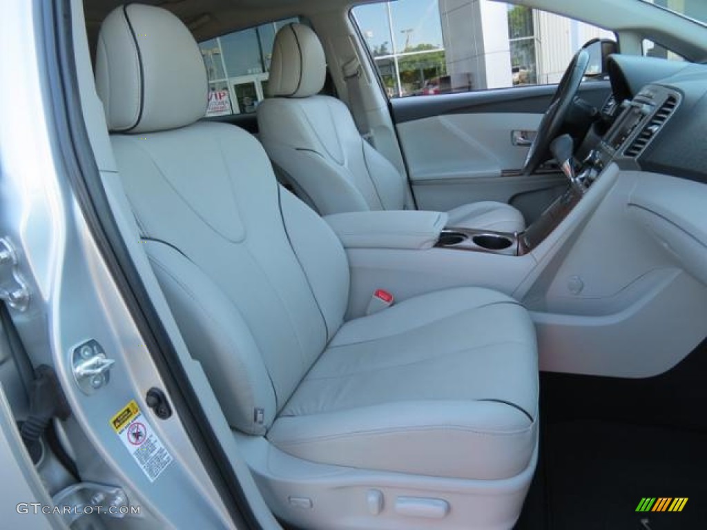 2010 Toyota Venza I4 Interior Color Photos