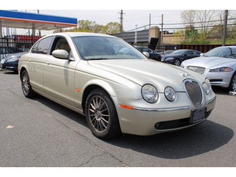 2006 Jaguar S-Type 3.0 Data, Info and Specs