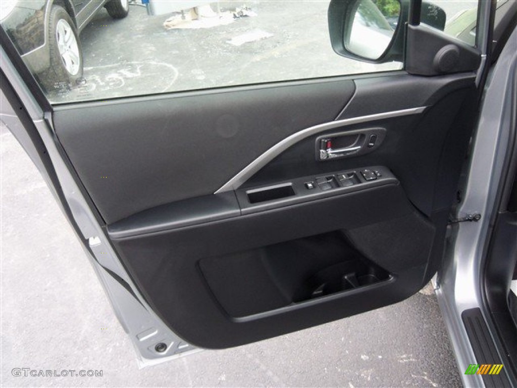 2013 MAZDA5 Sport - Liquid Silver Metallic / Black photo #8