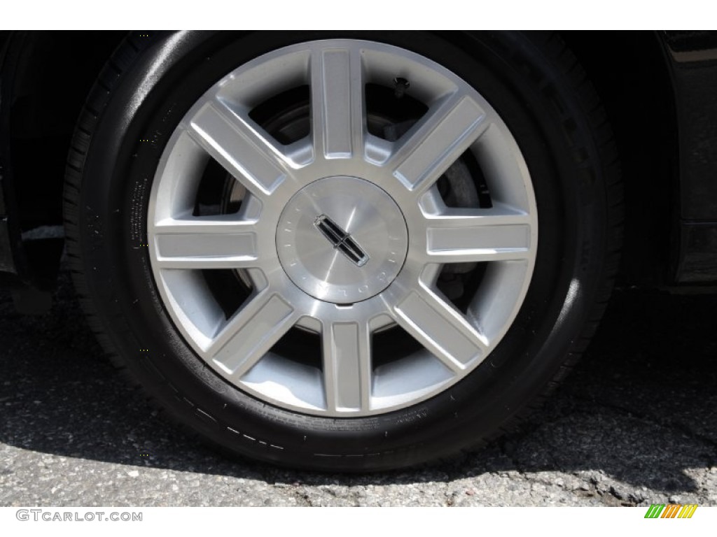 2011 Lincoln Town Car Executive L Wheel Photos