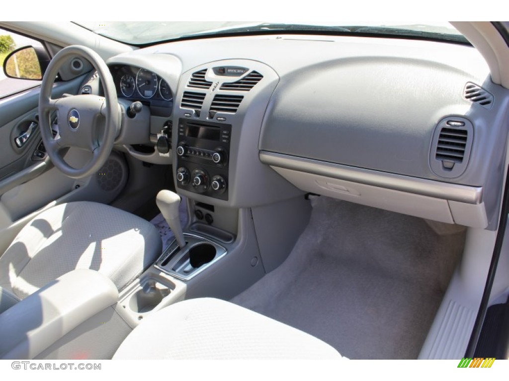 2006 Malibu LS Sedan - Silverstone Metallic / Titanium Gray photo #9