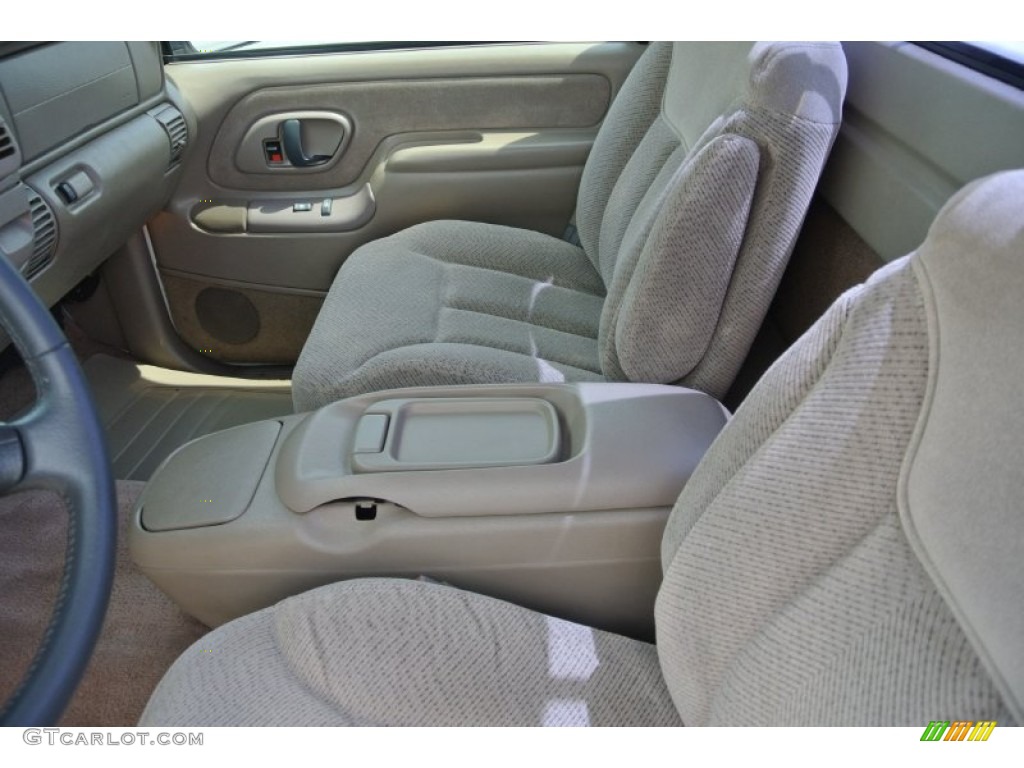 1997 C/K C1500 Silverado Regular Cab - Olympic White / Neutral Shale photo #10