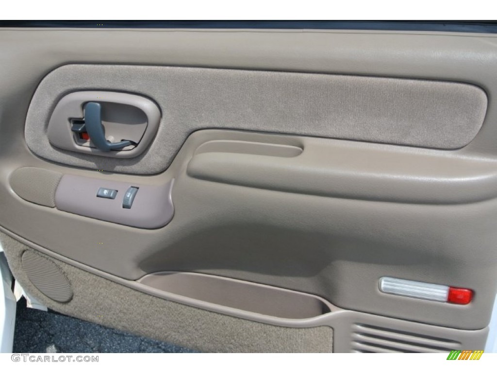 1997 Chevrolet C/K C1500 Silverado Regular Cab Neutral Shale Door Panel Photo #80956116