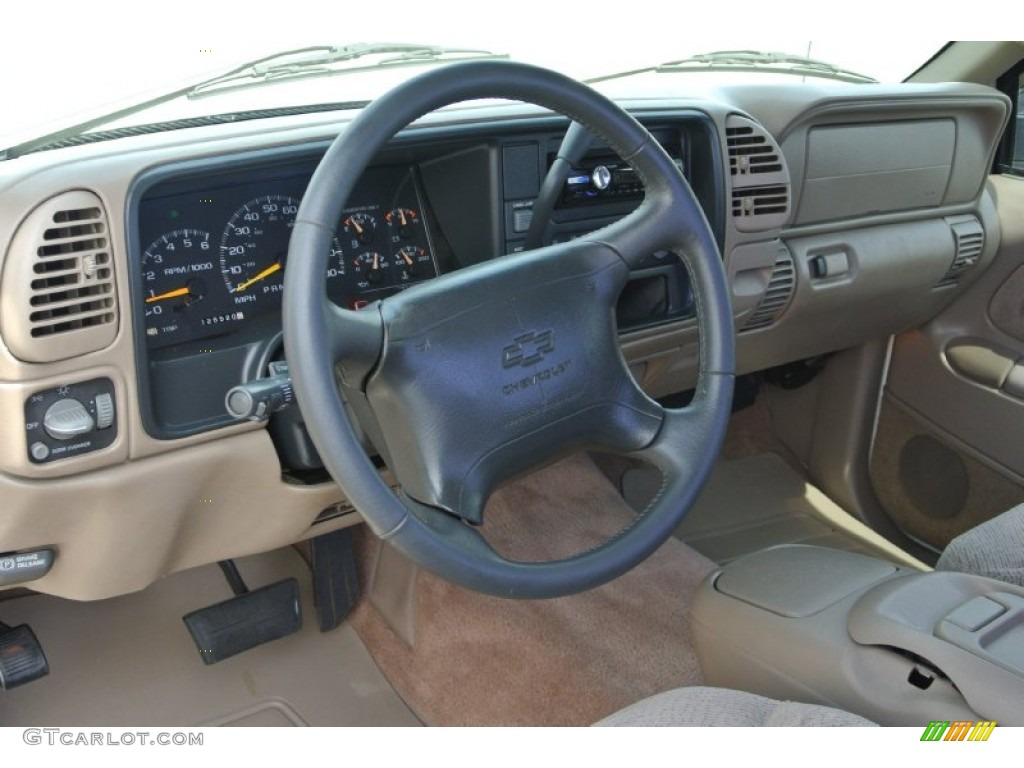1997 Chevrolet C/K C1500 Silverado Regular Cab Neutral Shale Dashboard Photo #80956219