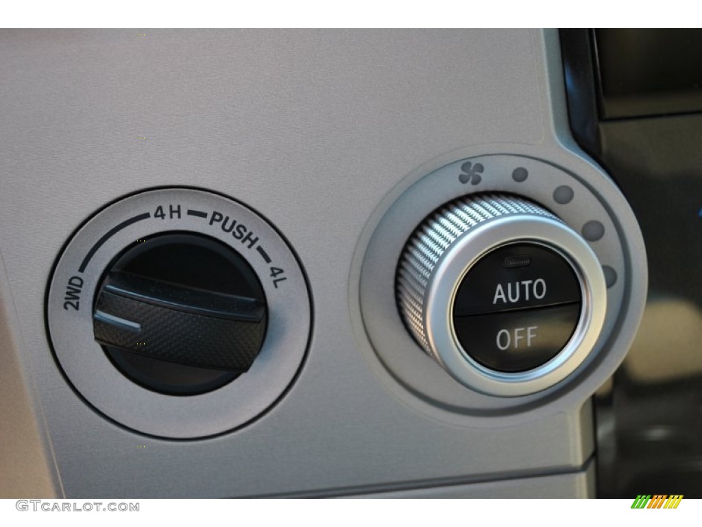 2008 Toyota Sequoia Limited 4WD Controls Photo #80957143
