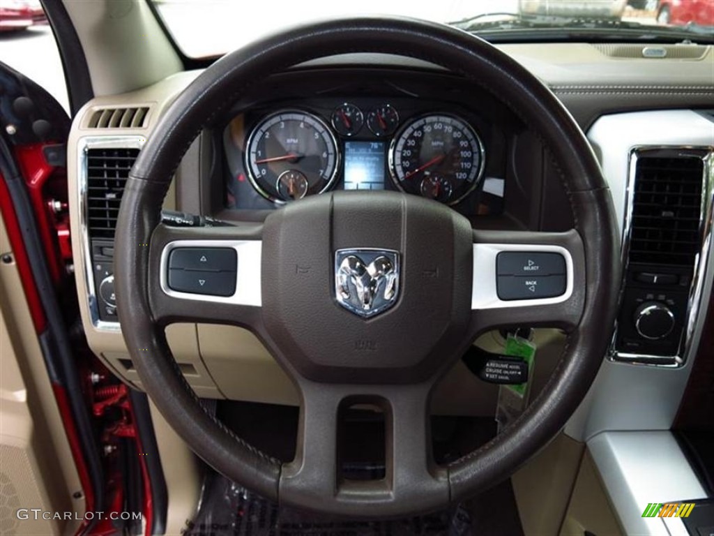 2009 Dodge Ram 1500 SLT Crew Cab 4x4 Light Pebble Beige/Bark Brown Steering Wheel Photo #80957328