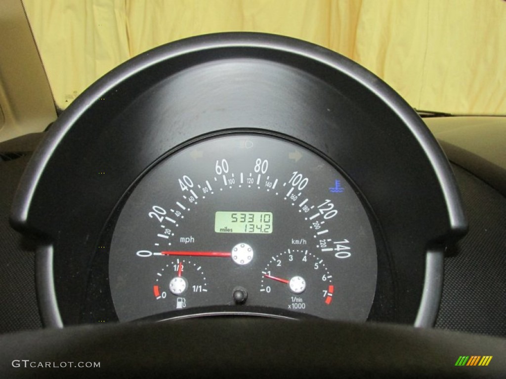 2000 Volkswagen New Beetle GLS Coupe Gauges Photo #80958734