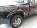 Super Black - Frontier SV V6 King Cab 4x4 Photo No. 9