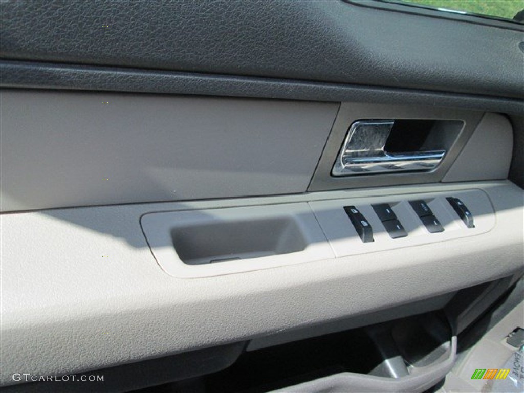2010 F150 XLT SuperCab - Ingot Silver Metallic / Medium Stone photo #12