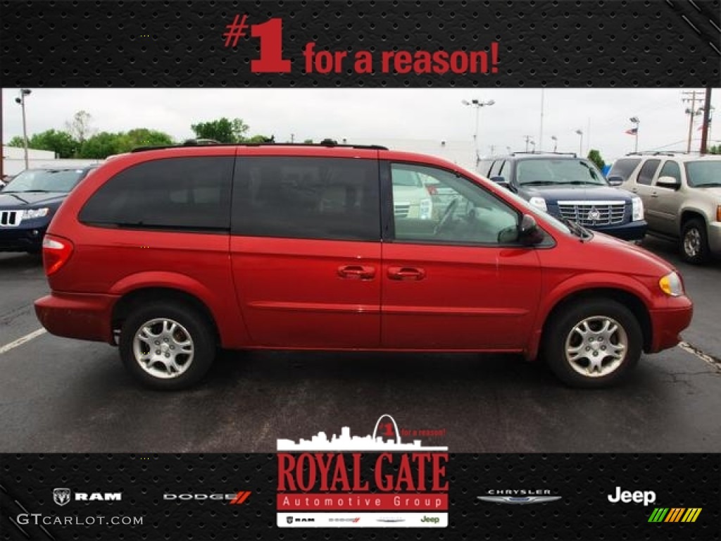 2003 Grand Caravan EX - Inferno Red Tinted Pearl / Taupe photo #1